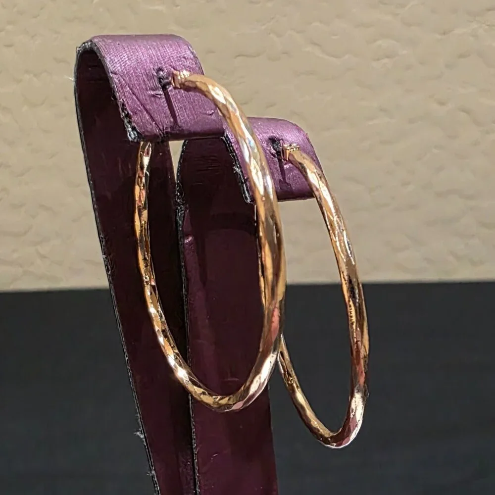 Rose Gold Pink Tone Twist Diamond Cut 1.5